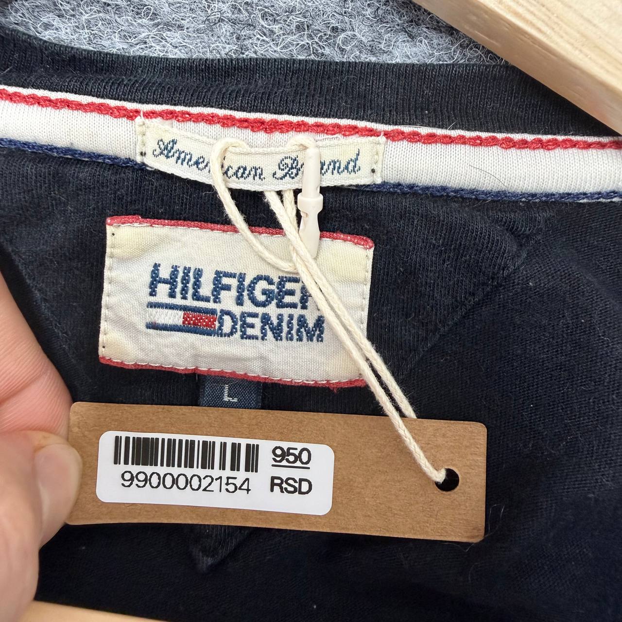 Tommy Hilfiger