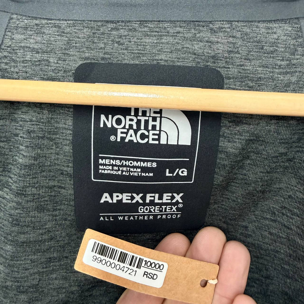 The North Face 
Gore-Tex, kao NOVA