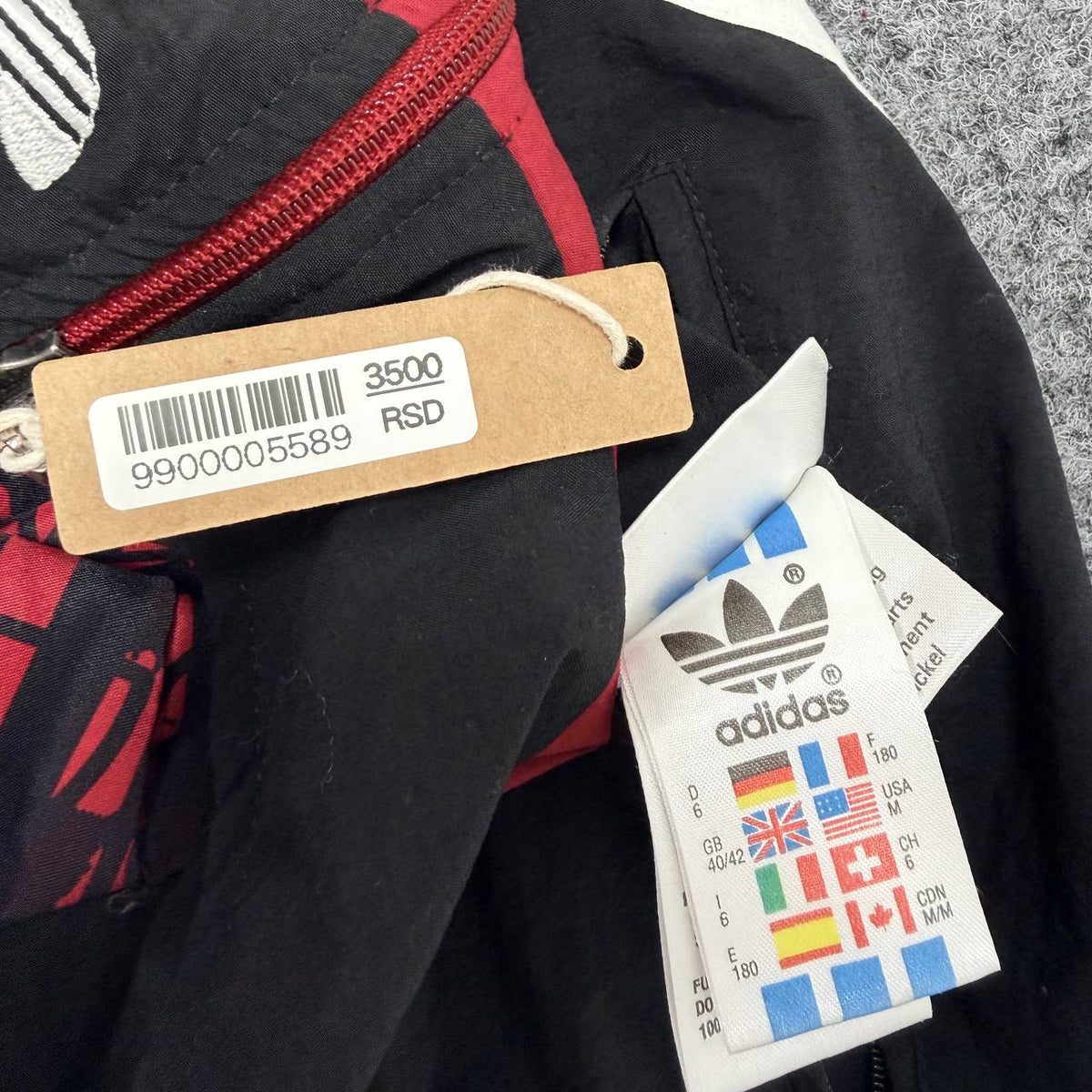Adidas retro 
Dvustrani šuš