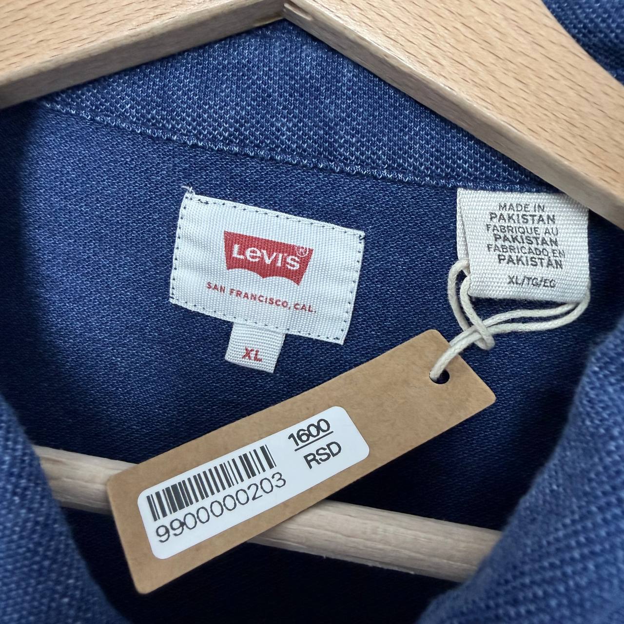 Levi's