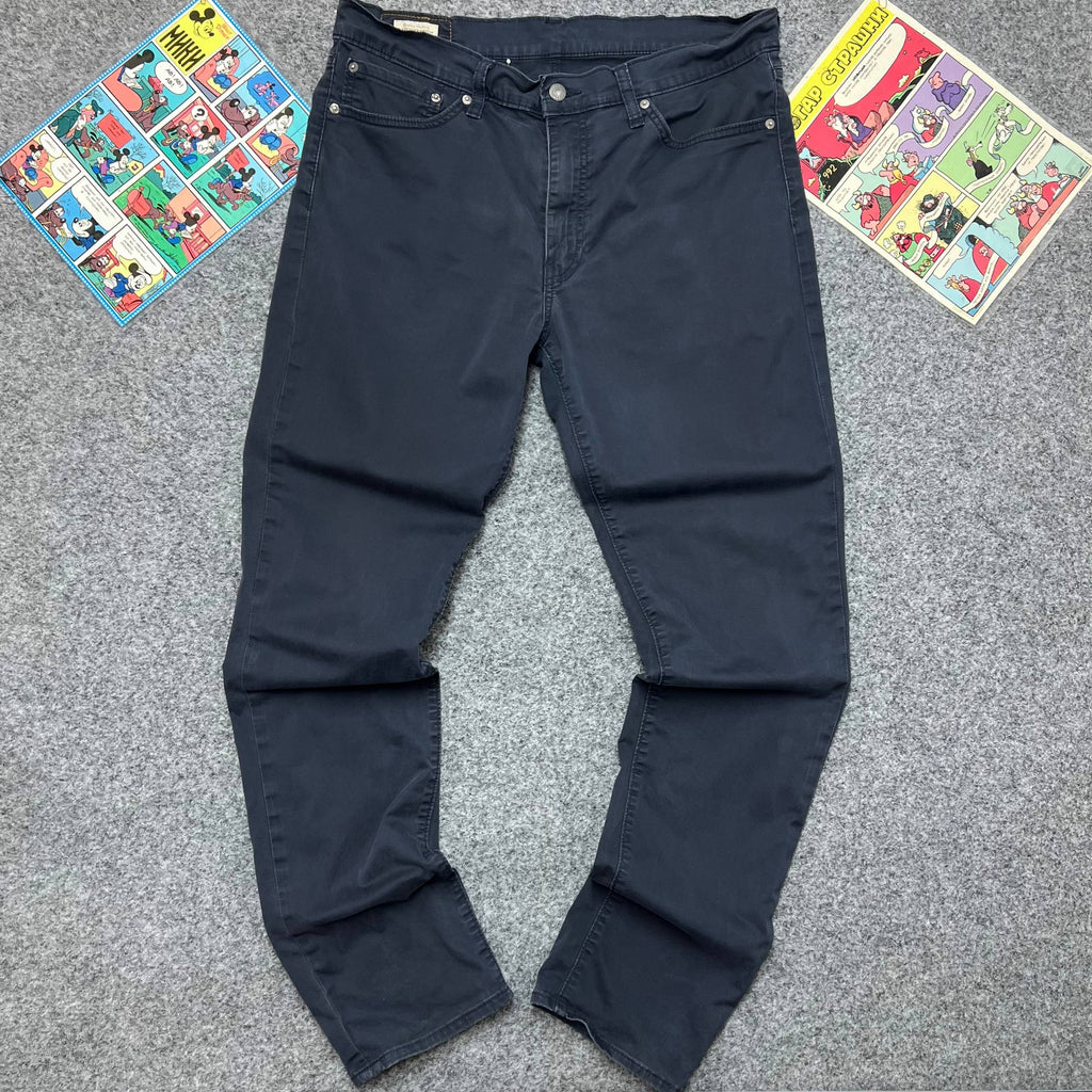 Levis