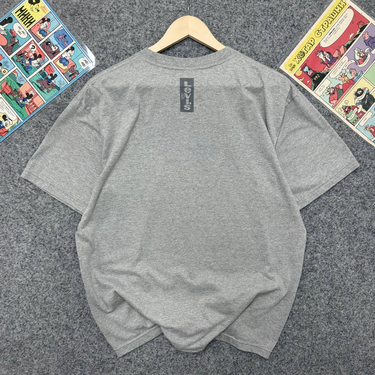 Levi's