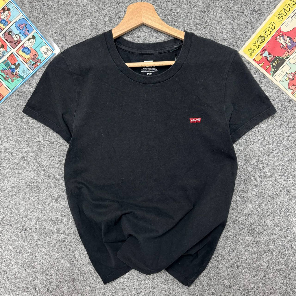 Levi's
