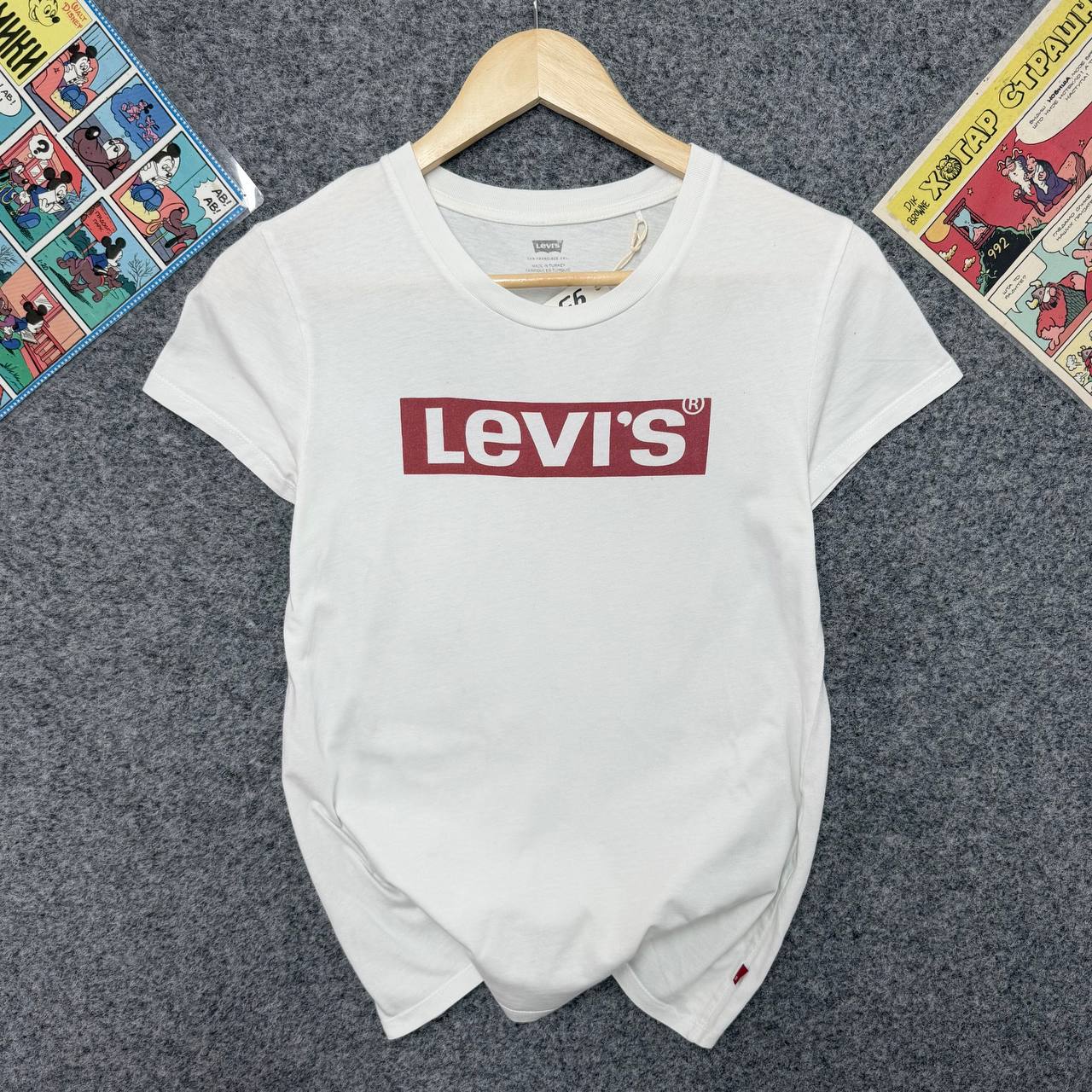 Levi's