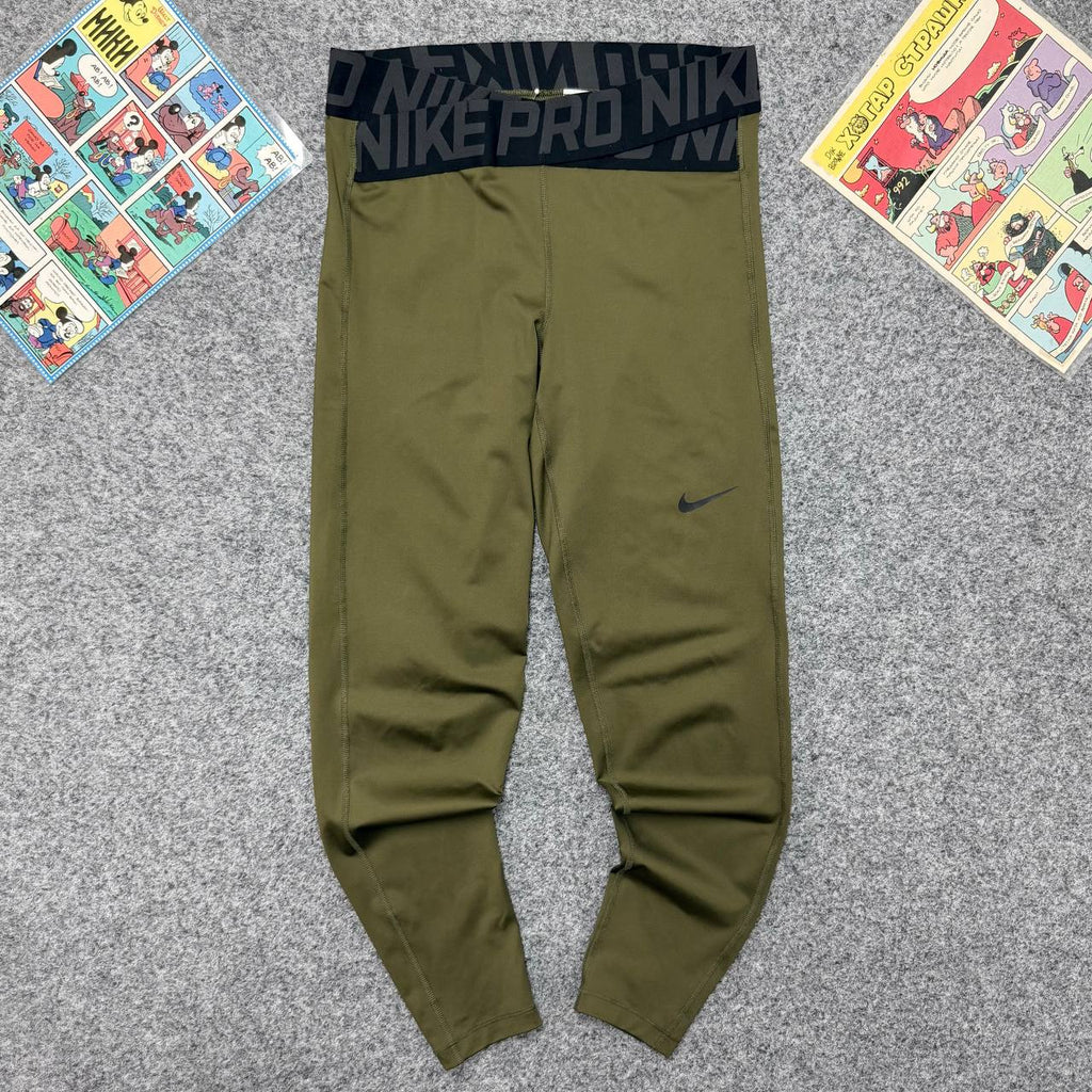 Nike Pro