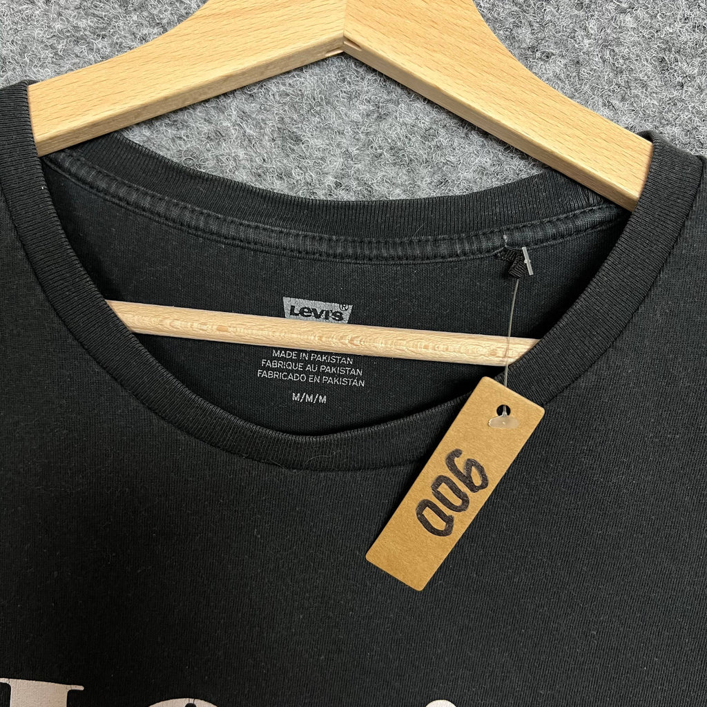 Levis