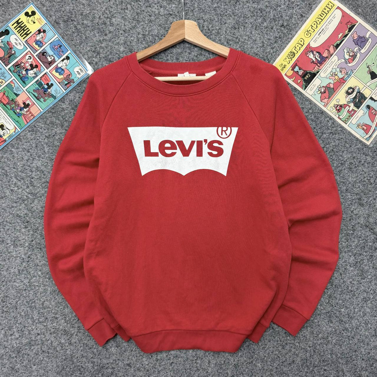 Levi's