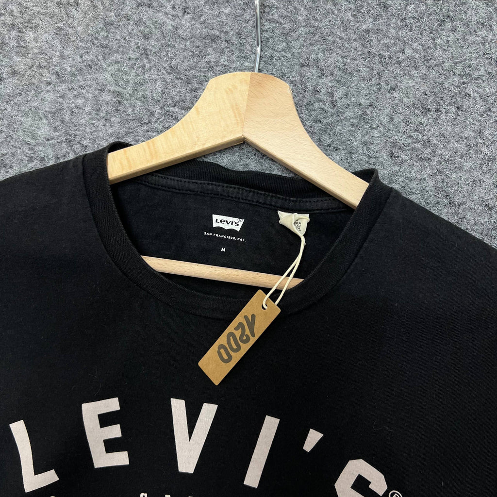 Levis