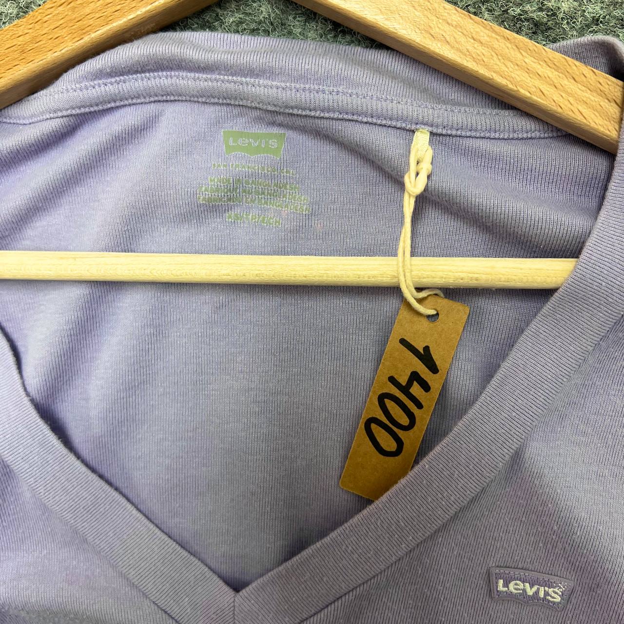 Levis