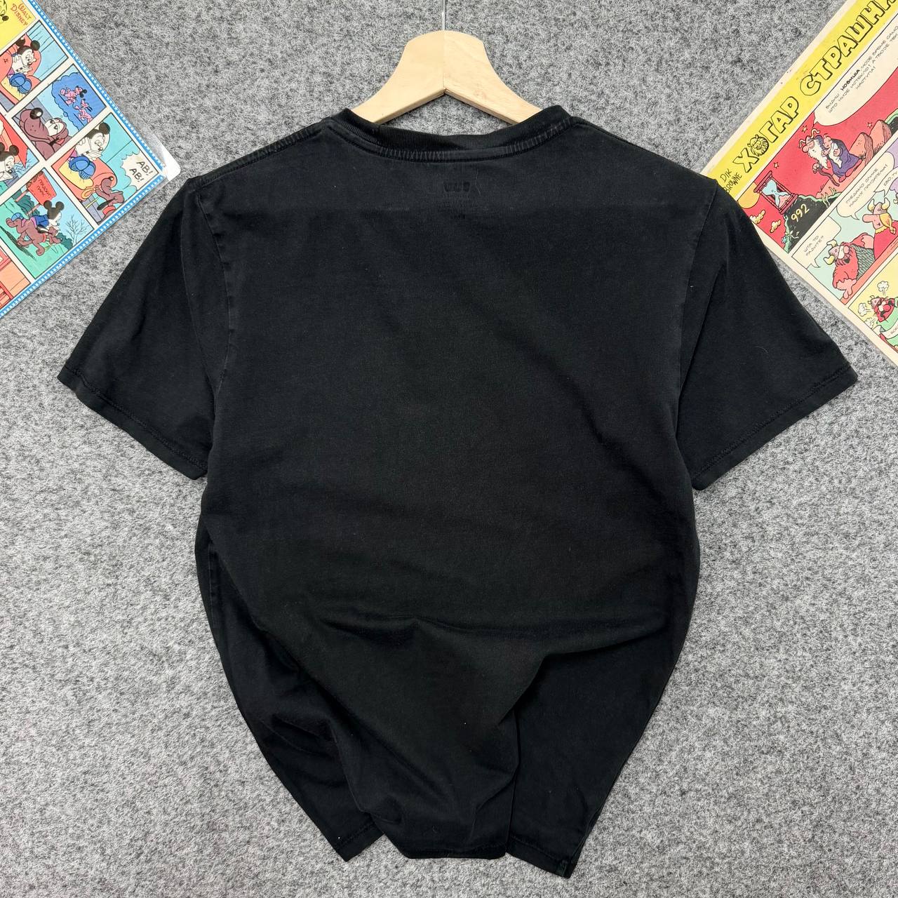 Levi's