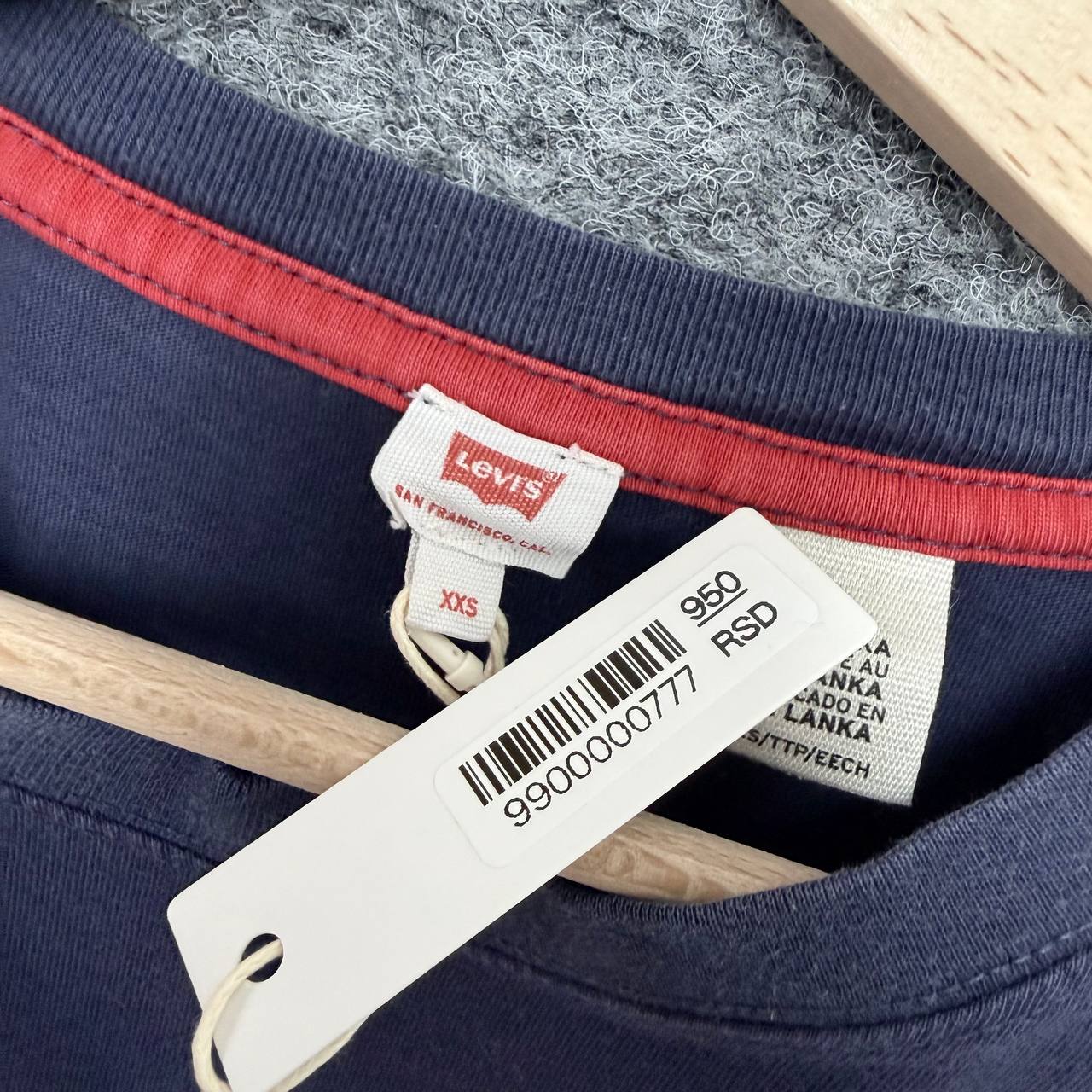 Levi's