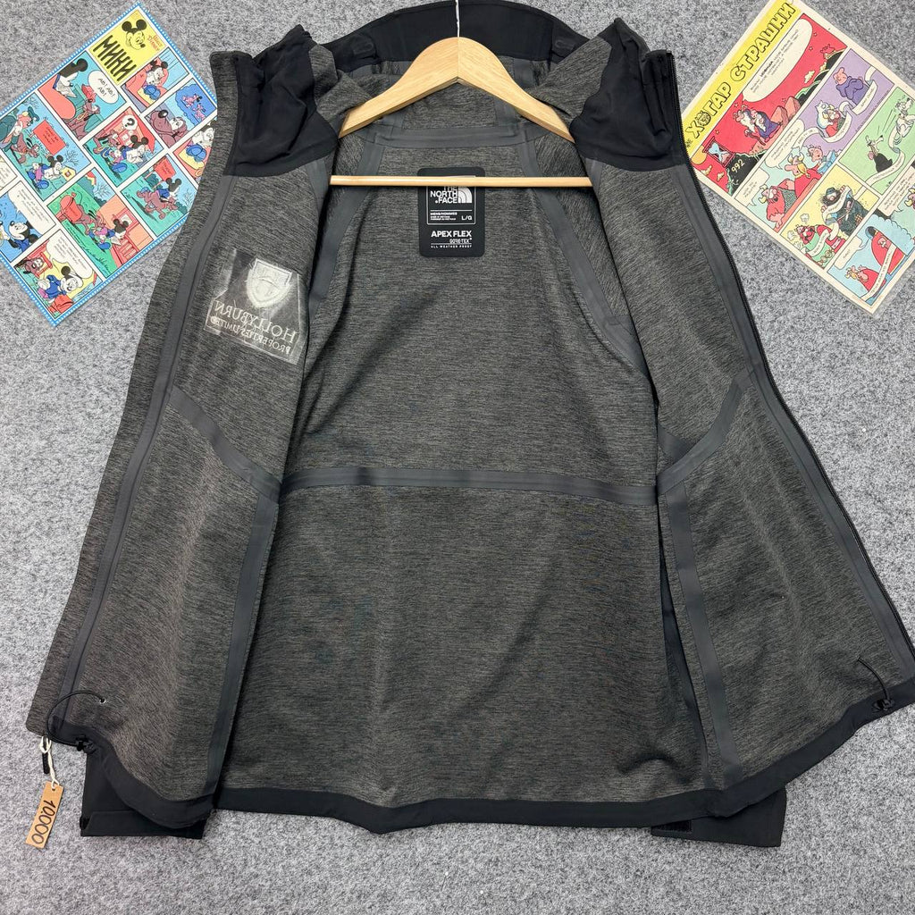 The North Face 
Gore-Tex, kao NOVA