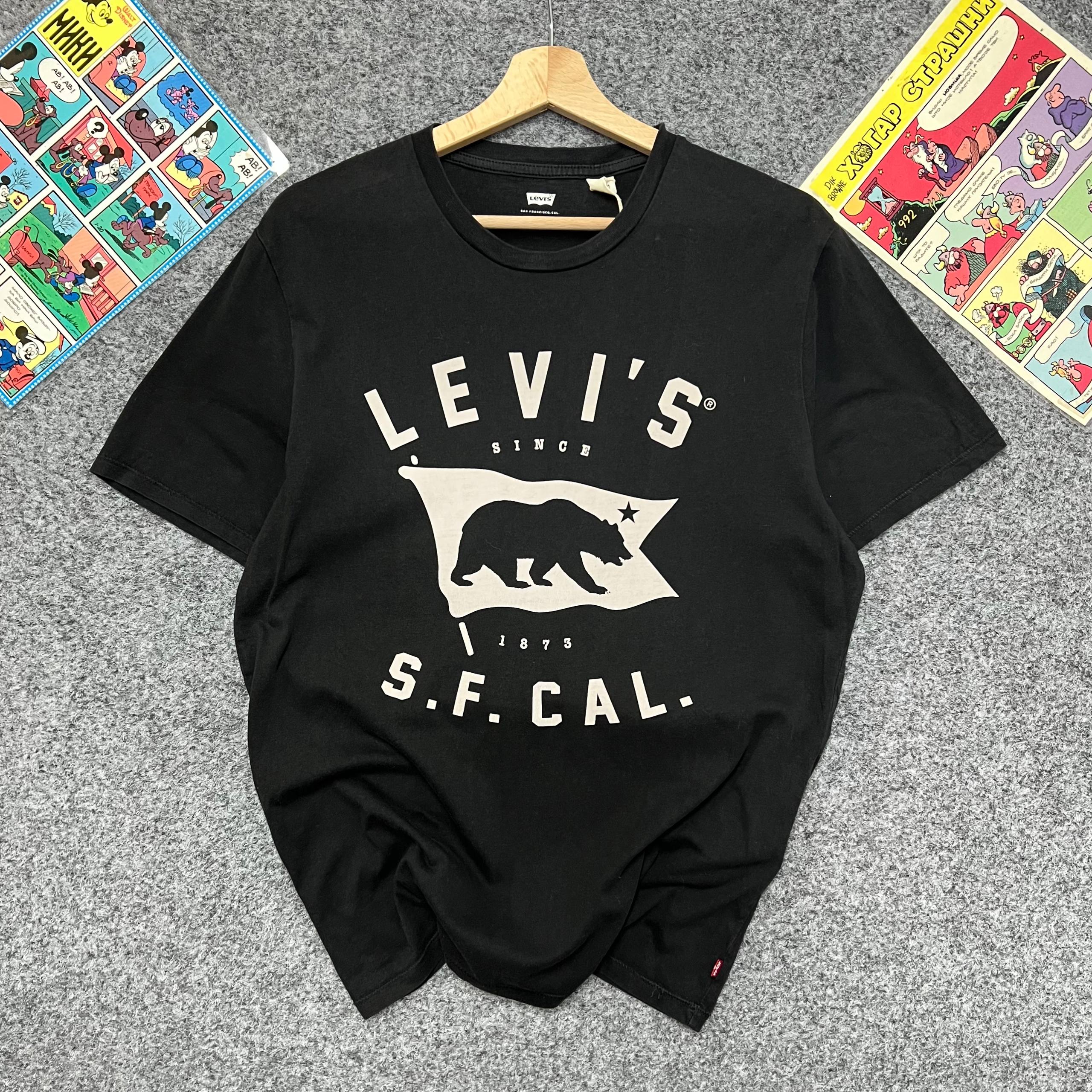 Levis