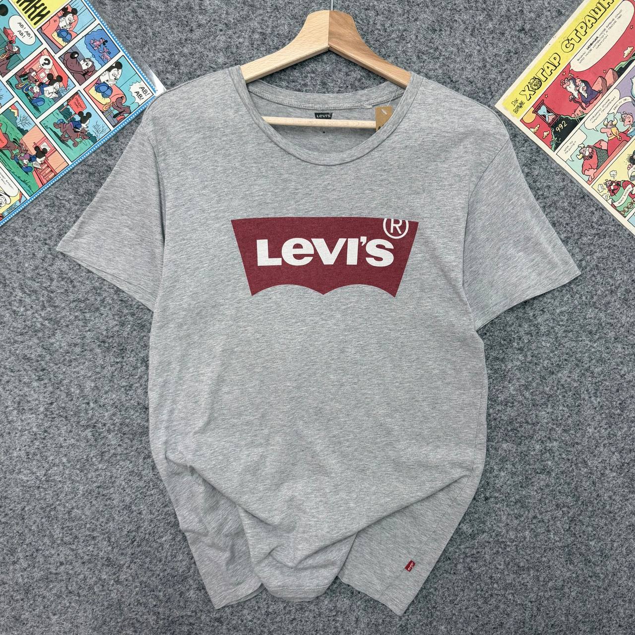 Levi's