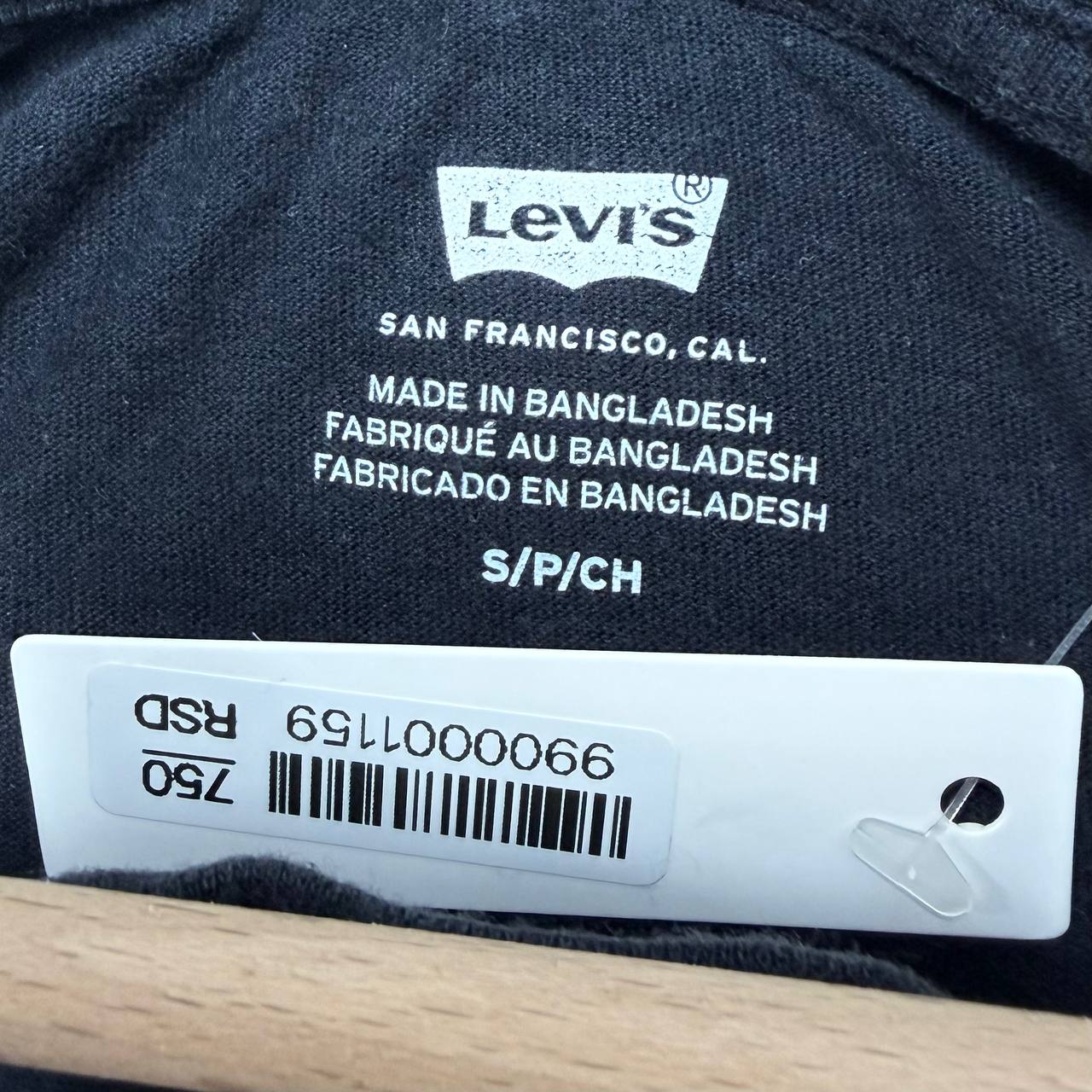 Levi's