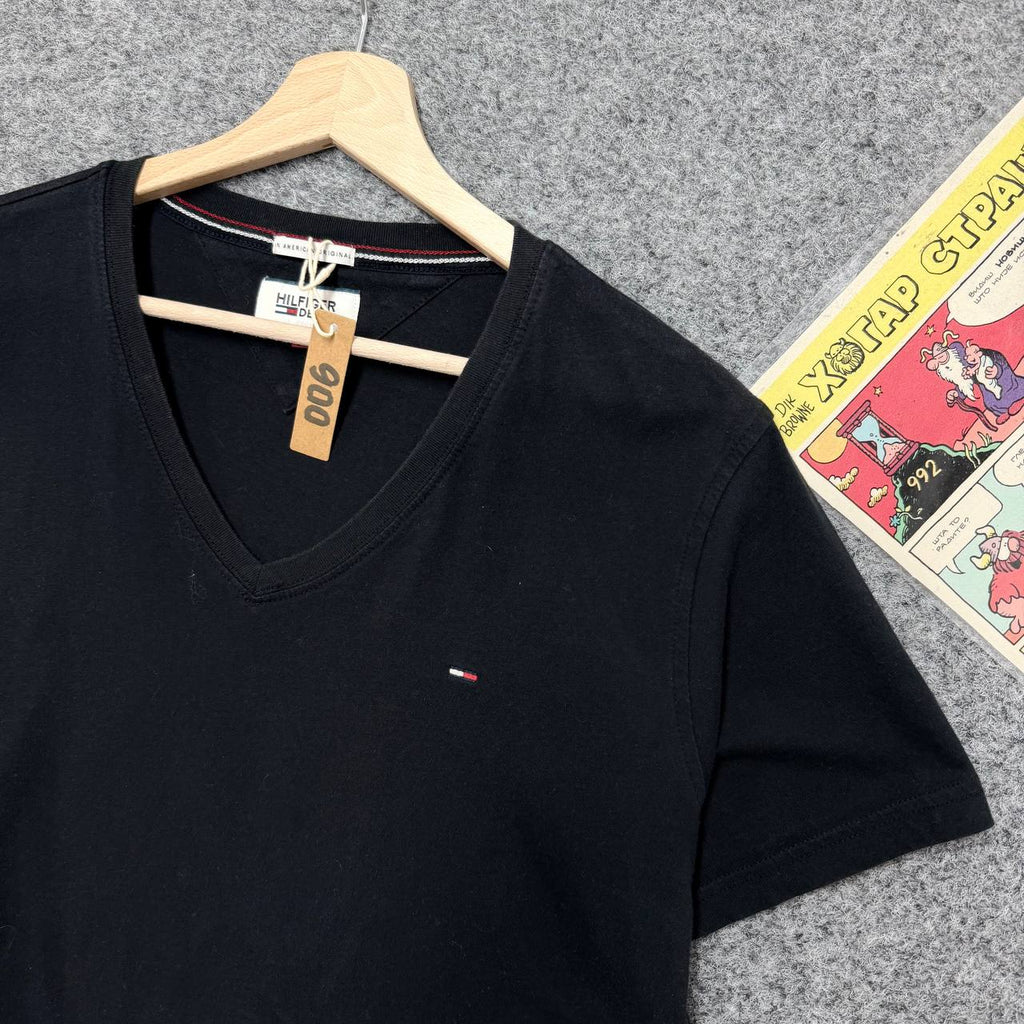 Tommy Hilfiger