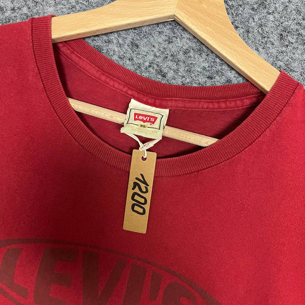 Levis