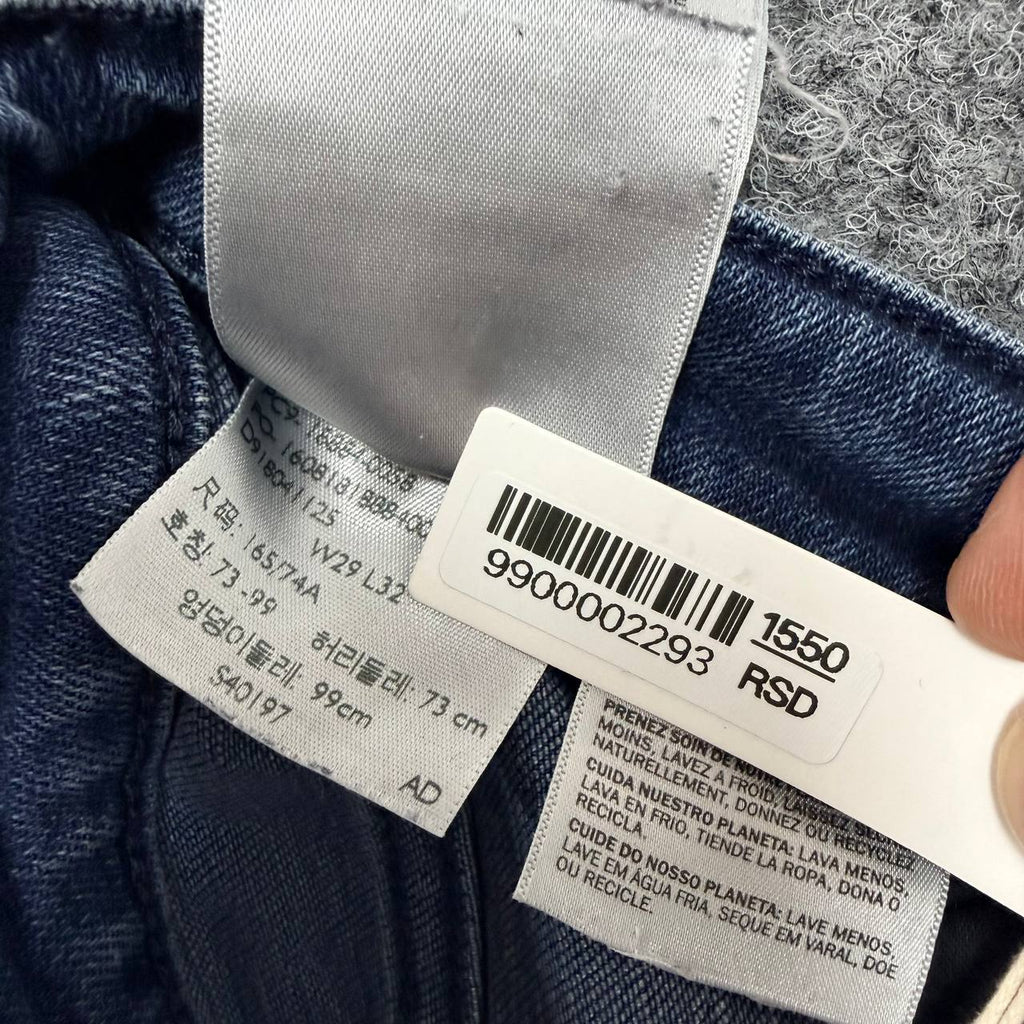 Levis